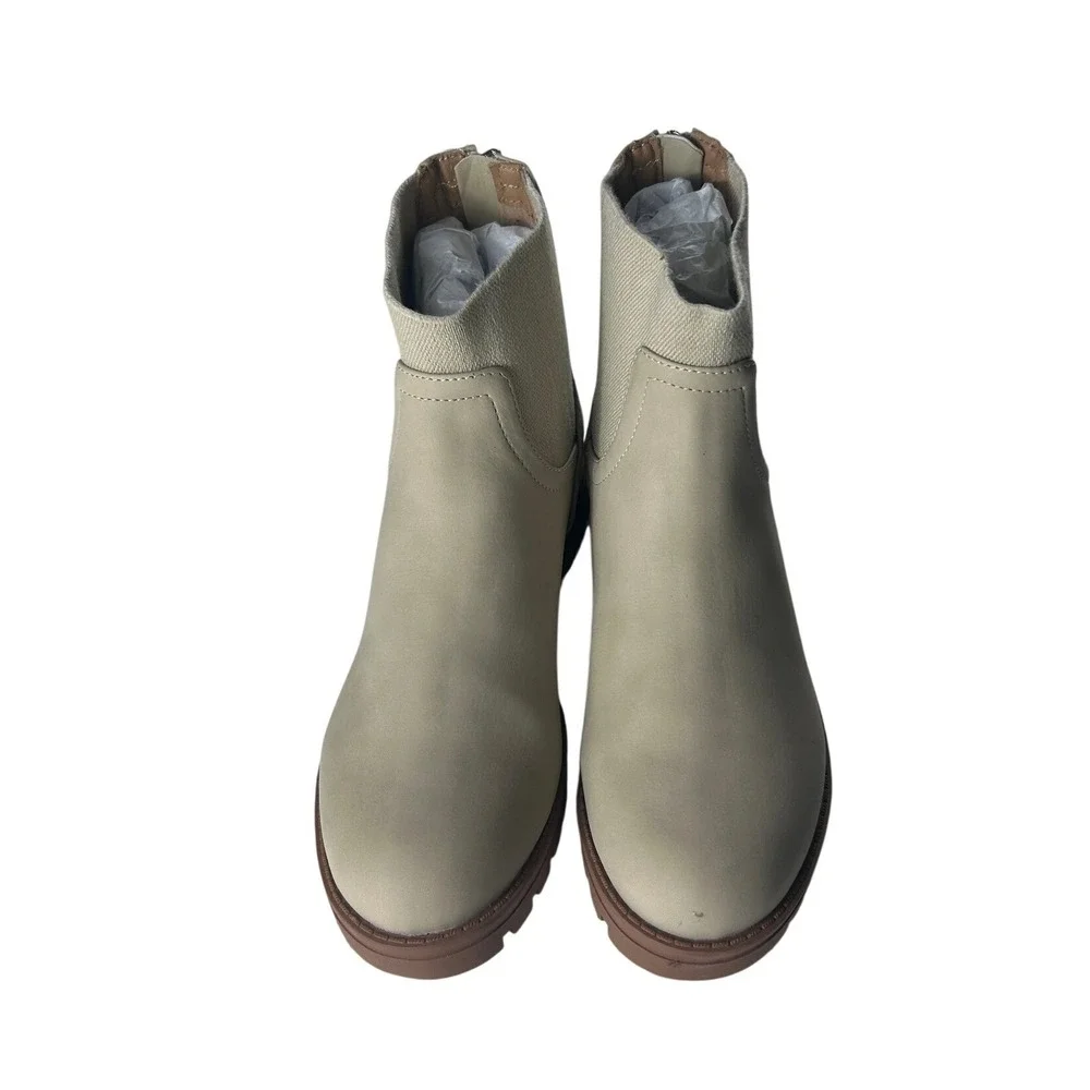 LC Lauren Conrad Alexi Taupe Ankle Boots Womens 7‎ Memory Foam Lug Sole